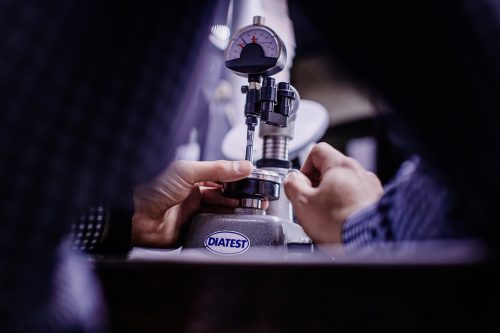 https://harry-roth.de/wp-content/uploads/2016/12/5-industriereportage-kaiser_0105-500x333.jpg